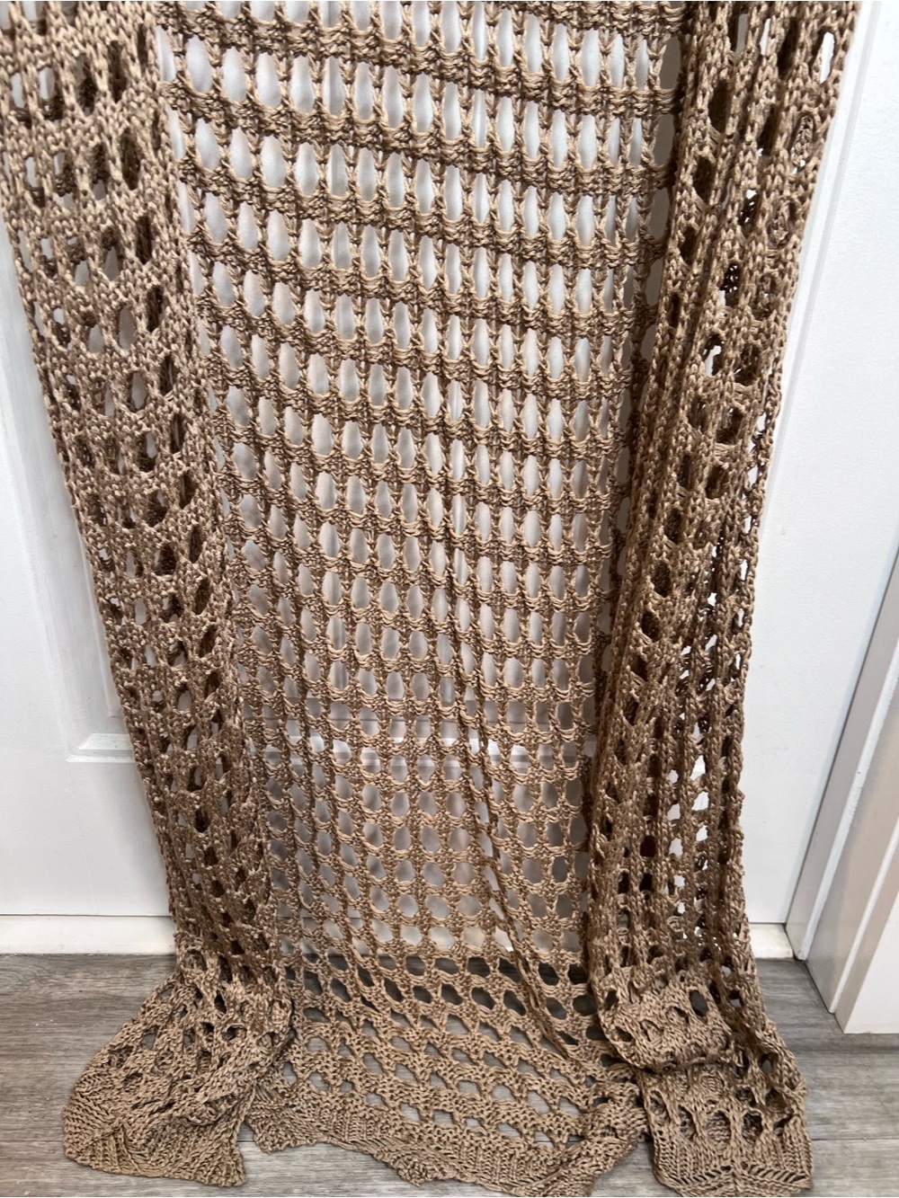 Primi Extra Long Taupe Open-Knit Crochet Duster Cardigan. Size Large. - Picture 6 of 12